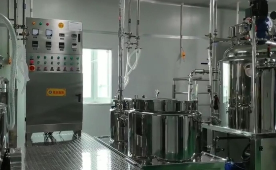 真空ボディ クリームの化粧品の乳化剤のミキサー機械 63RPM 漏れ防止