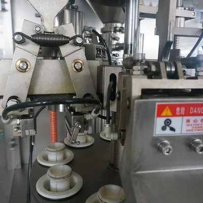 超音波自動食糧化粧品のクリーム色ののりのプラスチック管の満ちるシーリング機械